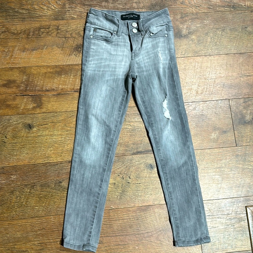 Celebrity Pink grey distressed skinny jeans